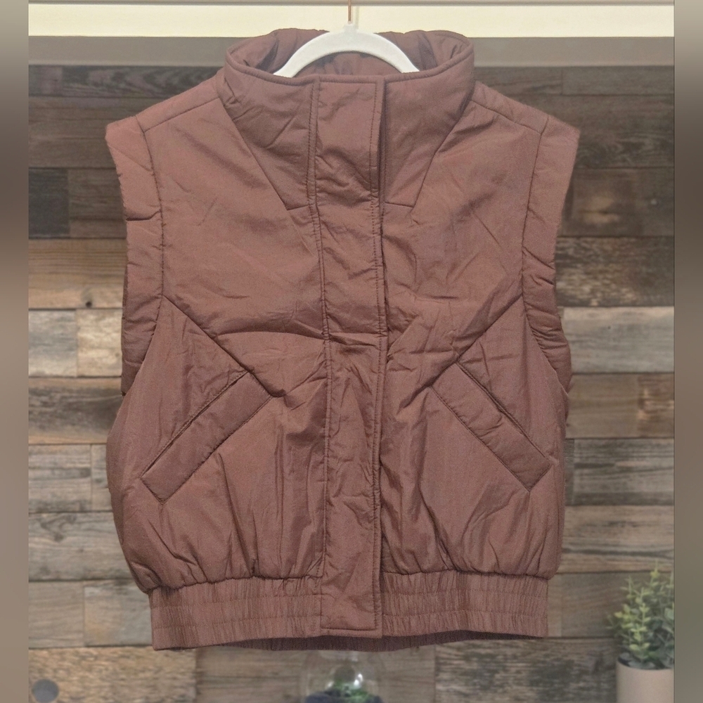 Puffer Vest Cropped Lightweight Button Down Quilted Vest Sleeveless Padded Gile - Picture 8 of 15